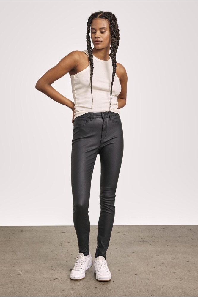 NMCALLIE HW SKINNY COATED PANTS NOO 27012746 Black